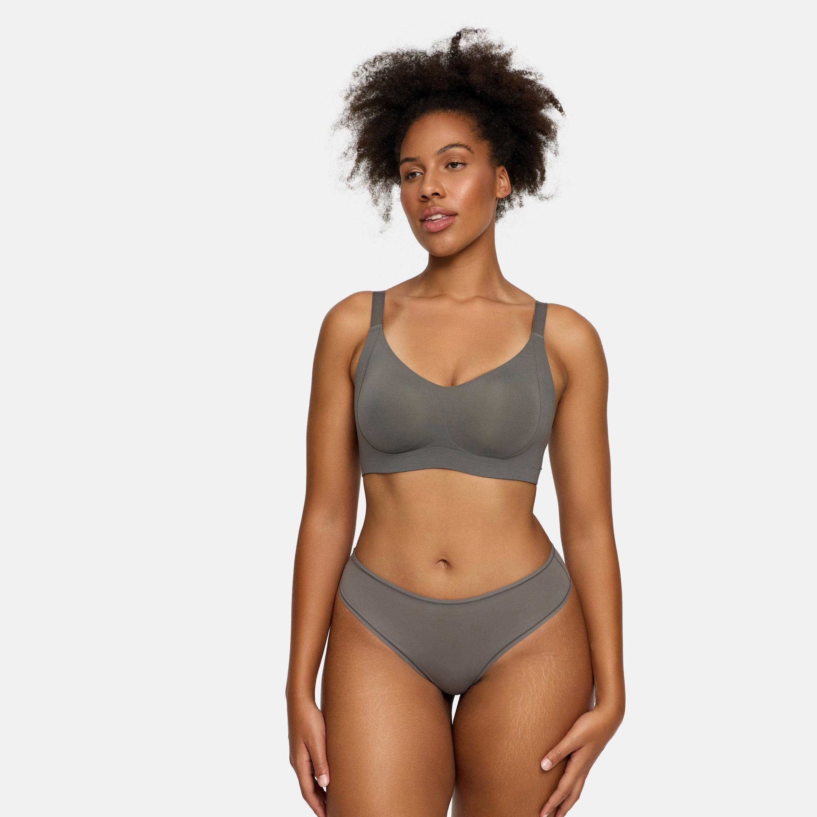 Seamless Compact Push-Up Bra