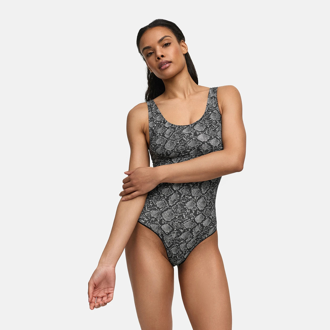 Säiliö Bodysuit Sculpting Shapewear Stringillä