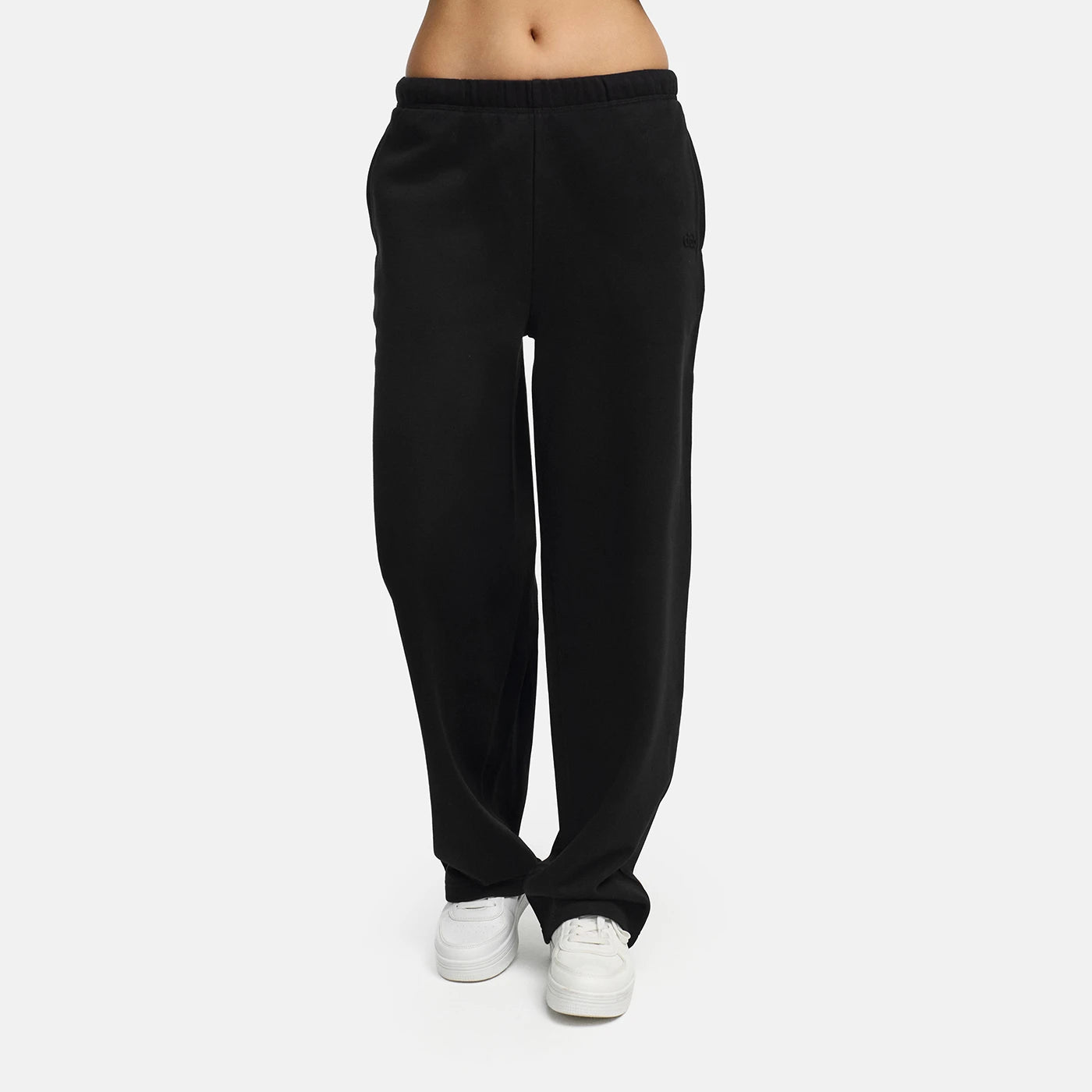 Everyday Relaxed-Fit Straight-Leg Pants