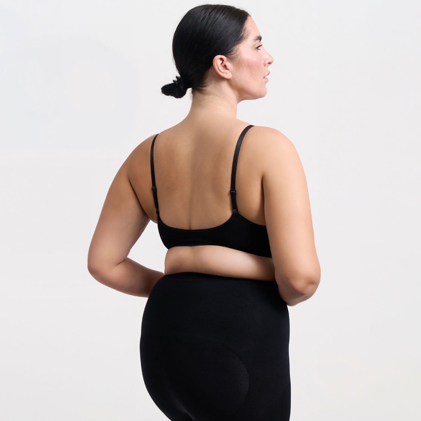 <div>Das Model ist 1,77m groß</div><span></span><div>und trägt Größe XL</div>