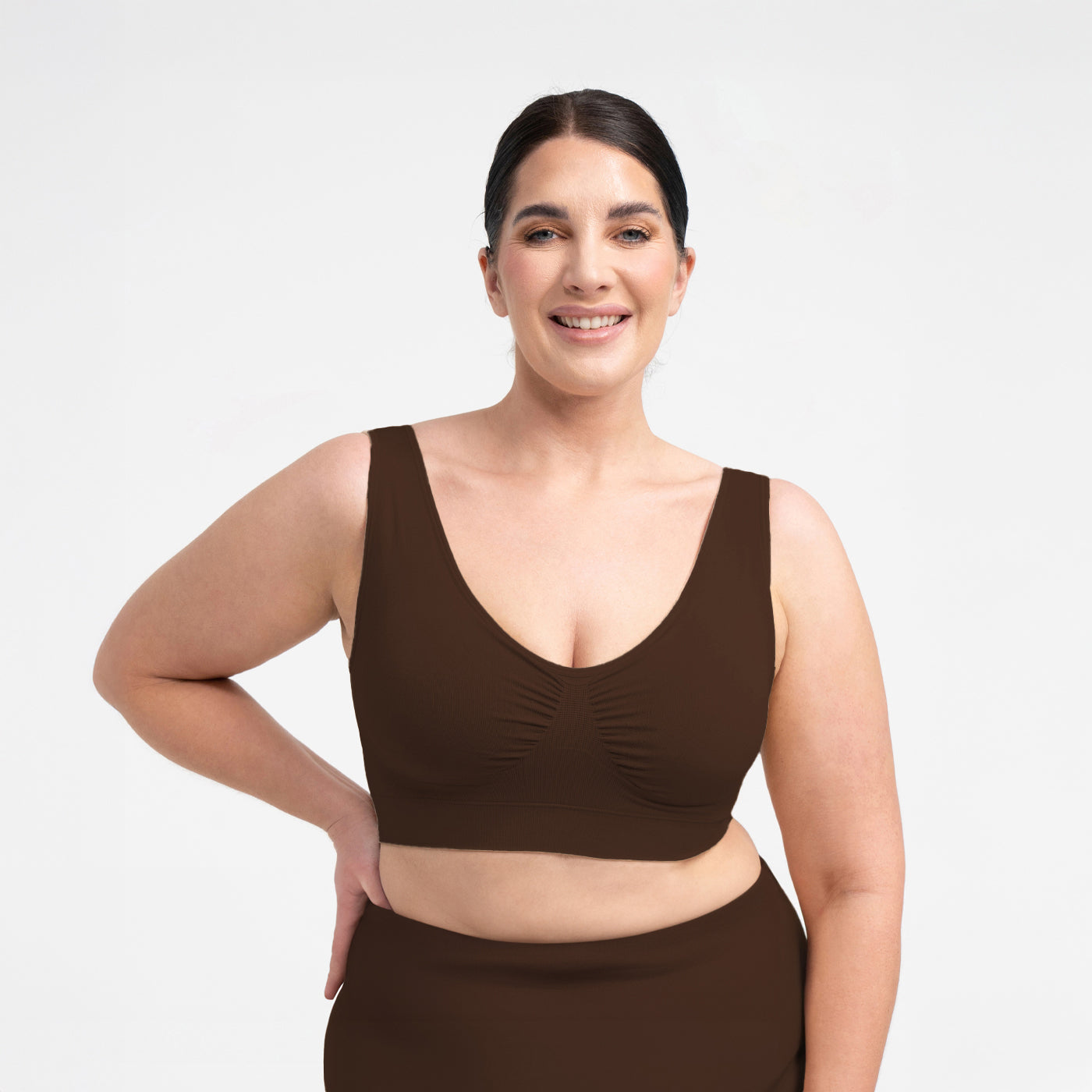 <div>Das Model ist 1,77m groß</div><span></span><div>und trägt Größe XL</div>