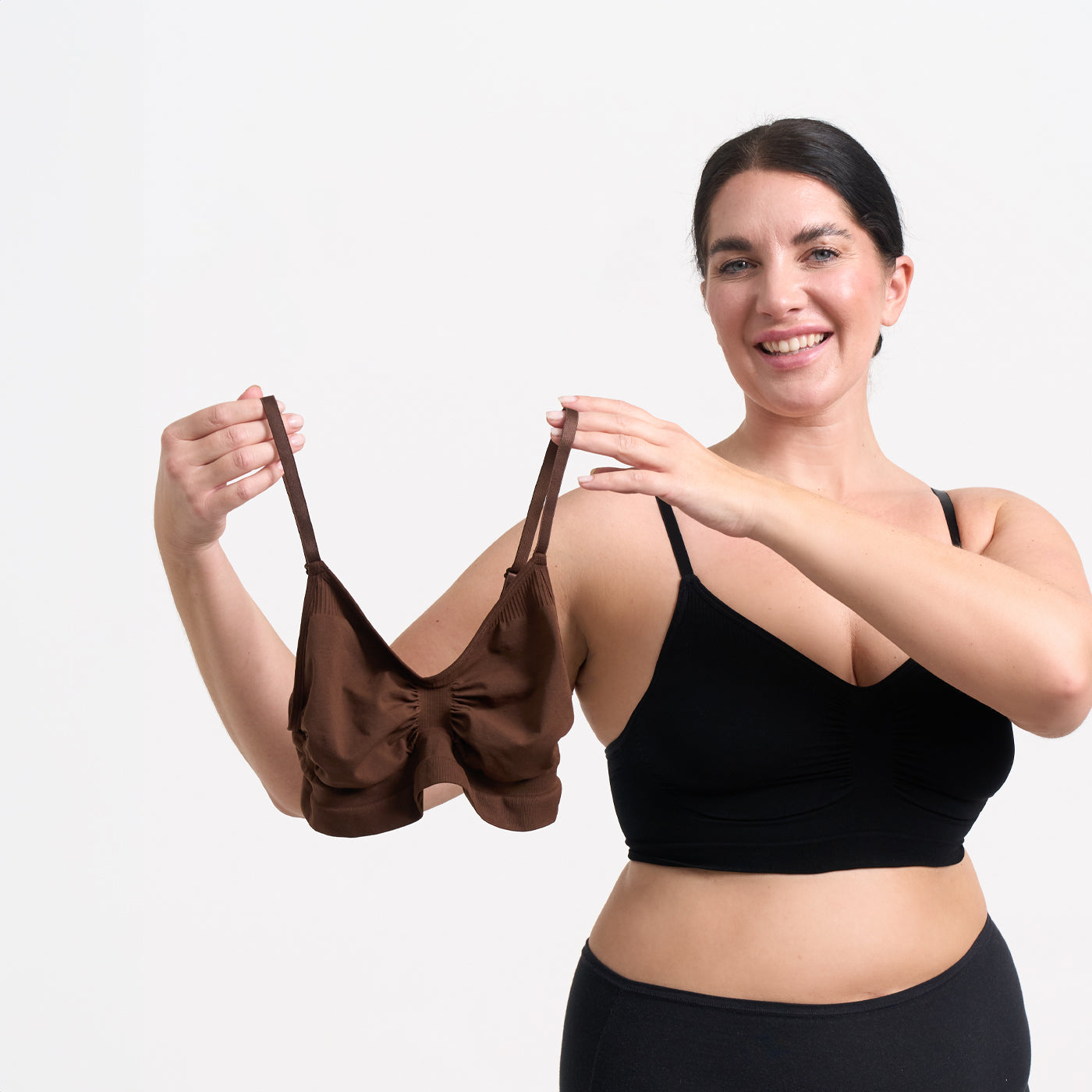 <div>Das Model ist 1,77m groß</div><span></span><div>und trägt Größe XL</div>