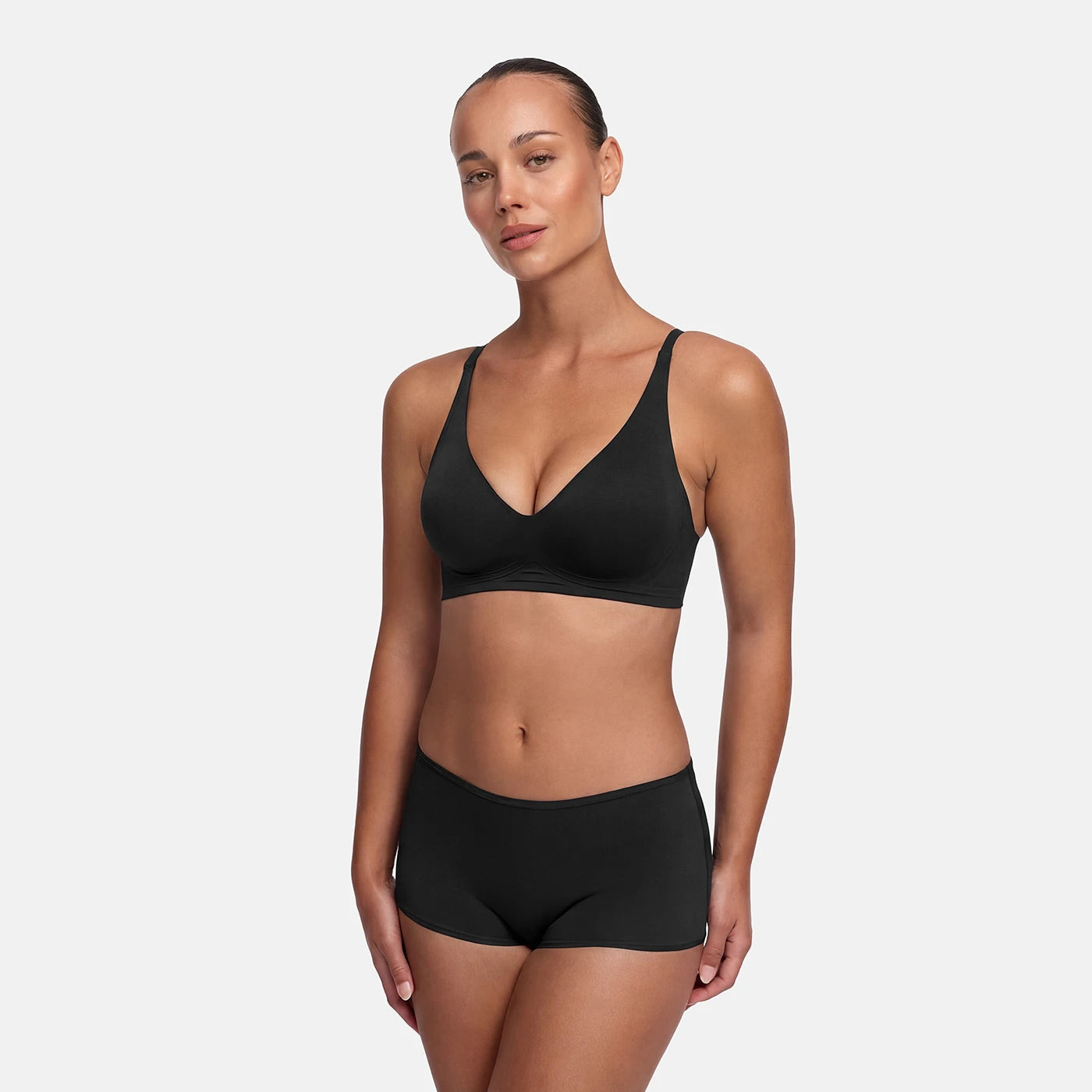 Das Model ist 1,78m groß und trägt Größe S