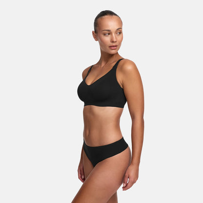 Das Model ist 1,78m groß und trägt Größe S