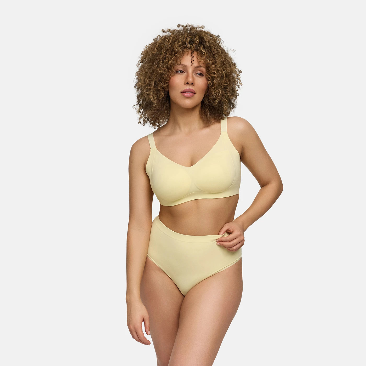 Seamless Compact Push-Up Bra