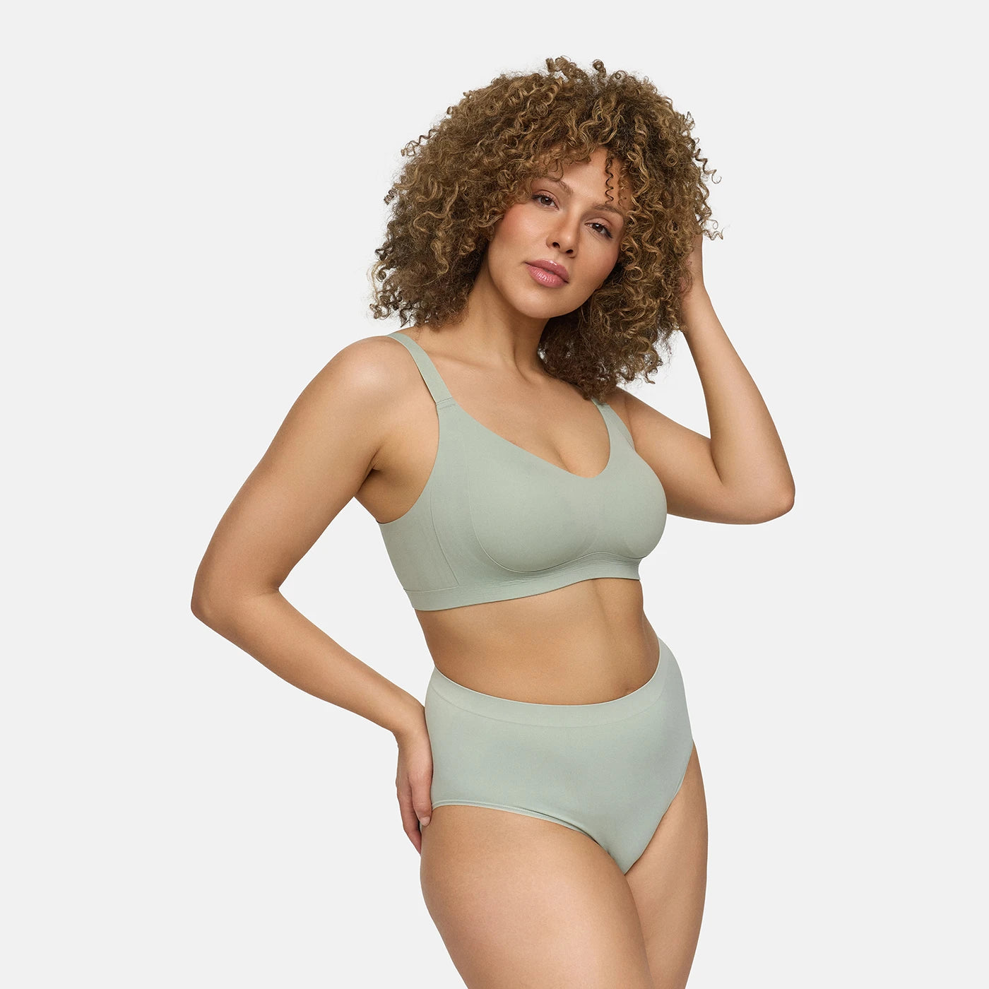 Seamless Compact Push-Up Bra