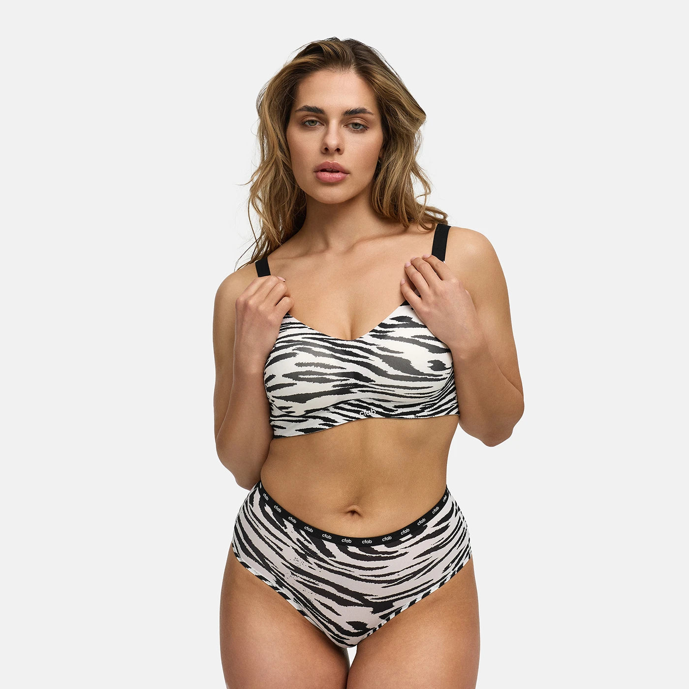Seamless Compact Push-Up Bra - Early Access