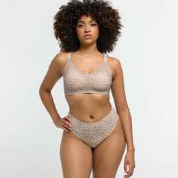 Seamless Compact Push-Up BH