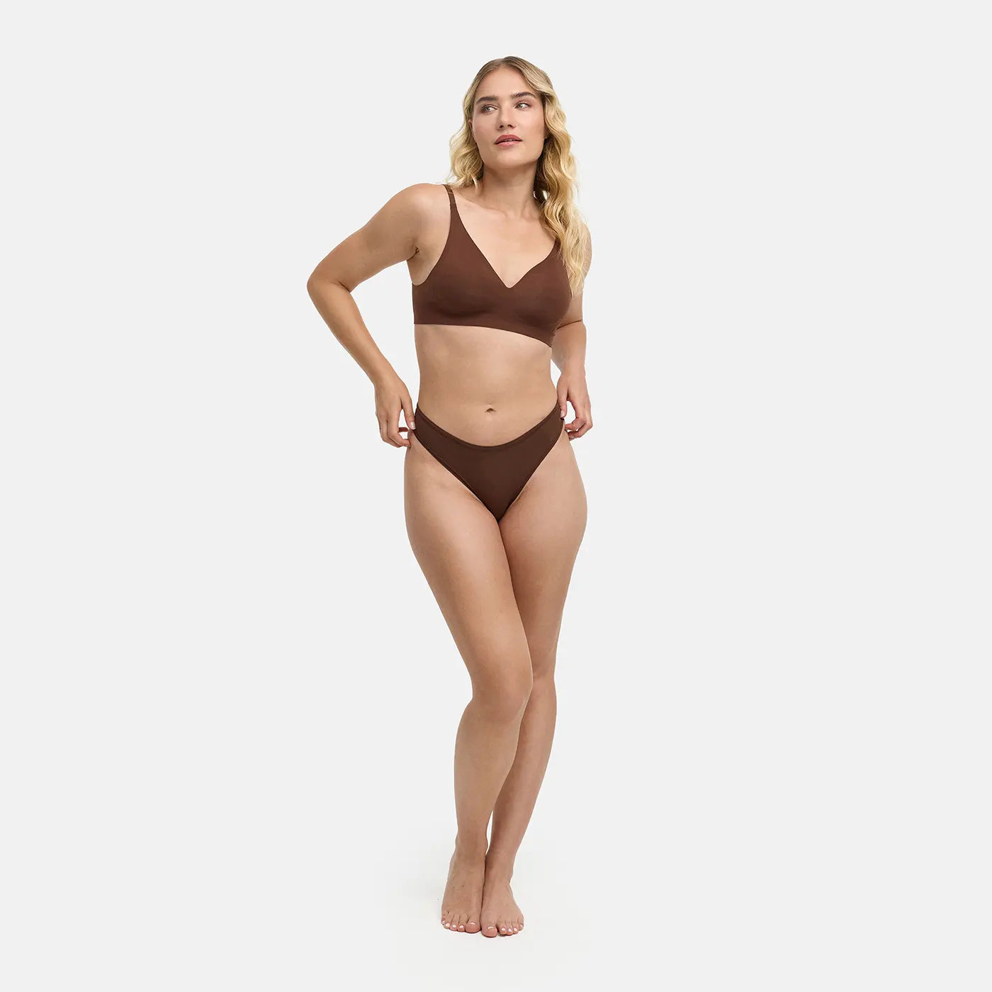 Das Model ist 1,76m groß und trägt Größe S