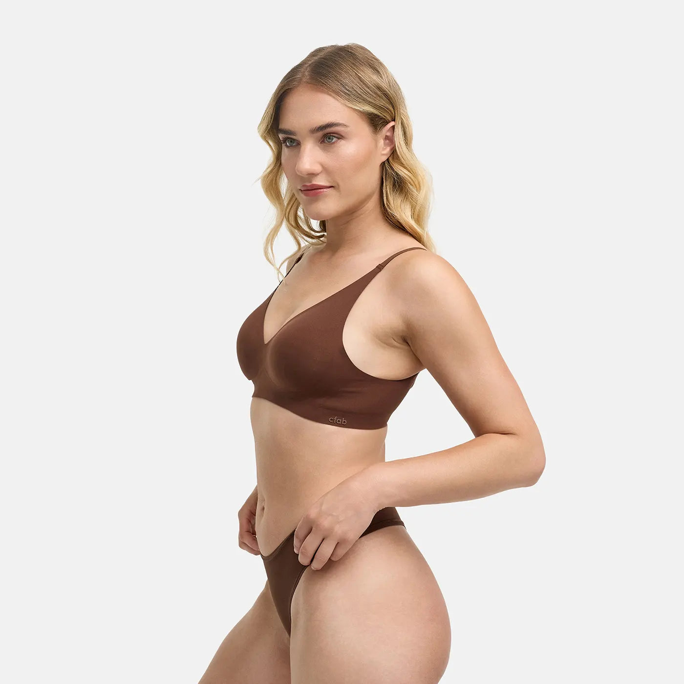 Das Model ist 1,76m groß und trägt Größe S