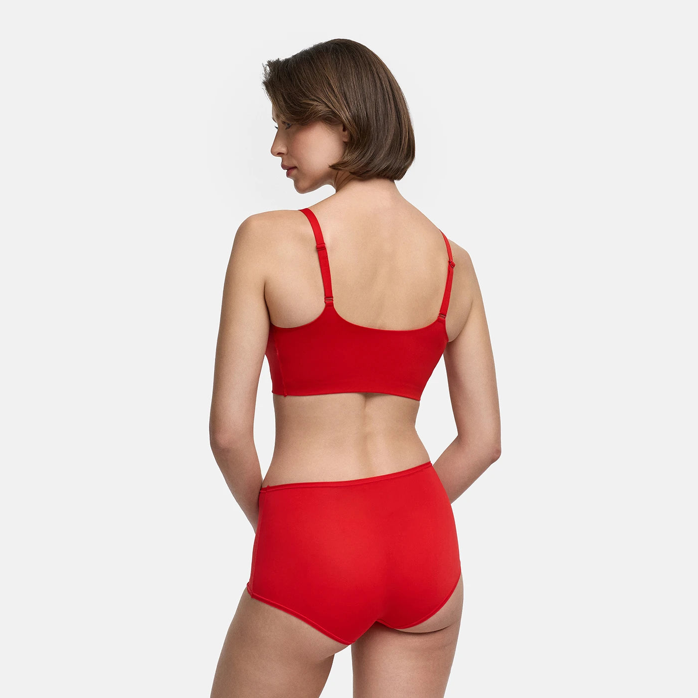 Das Model ist 1,80m groß und trägt Größe S 