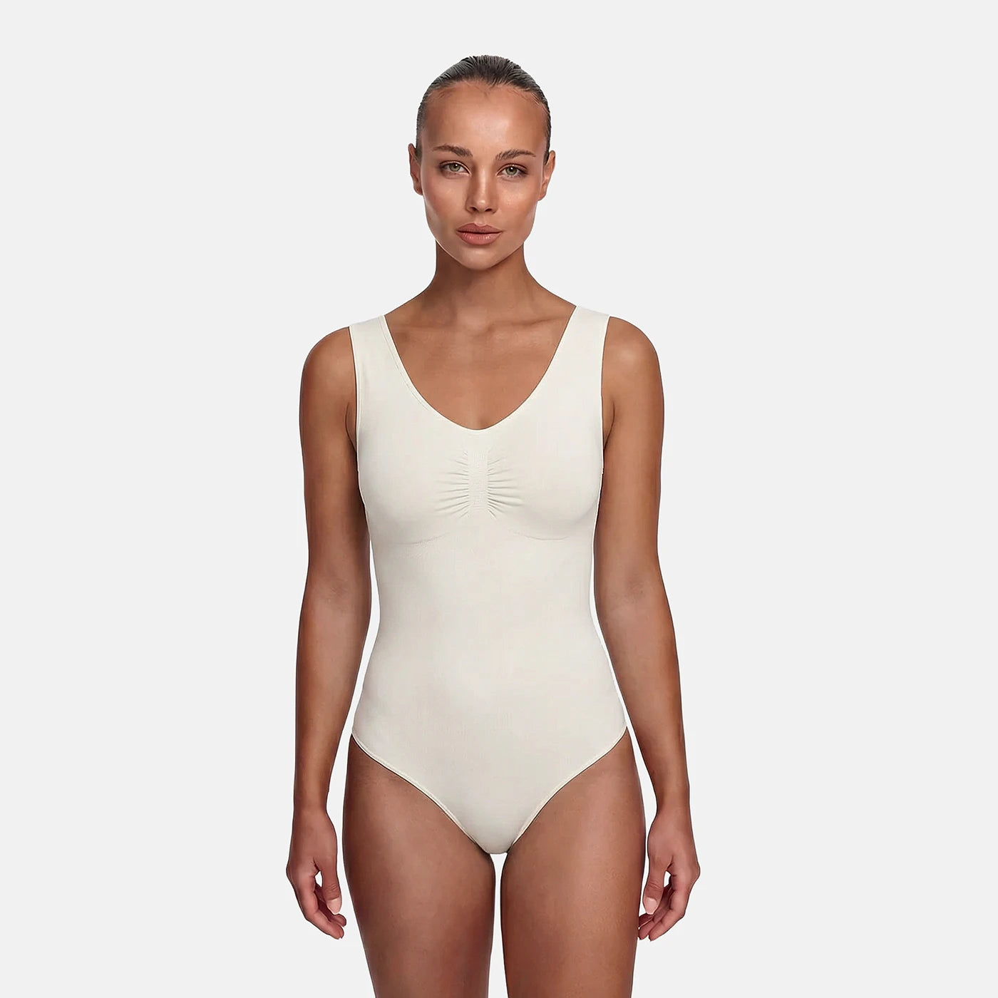 Das Model ist 1,78m groß und trägt Größe S