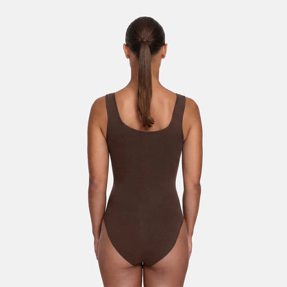 Das Model ist 1,78m groß und trägt Größe S