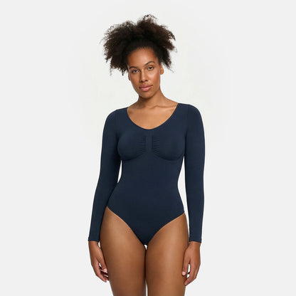 Das Model ist 1,80m groß und trägt Größe L