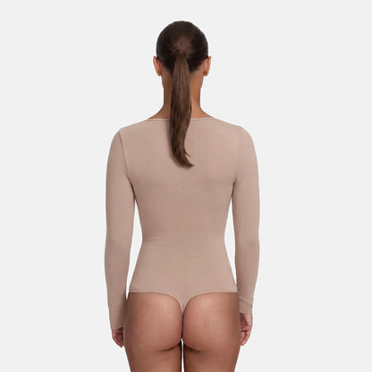Das Model ist 1,78m groß und trägt Größe S