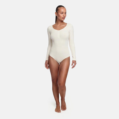 Das Model ist 1,78m groß und trägt Größe S