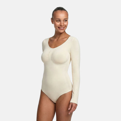 Das Model ist 1,78m groß und trägt Größe S