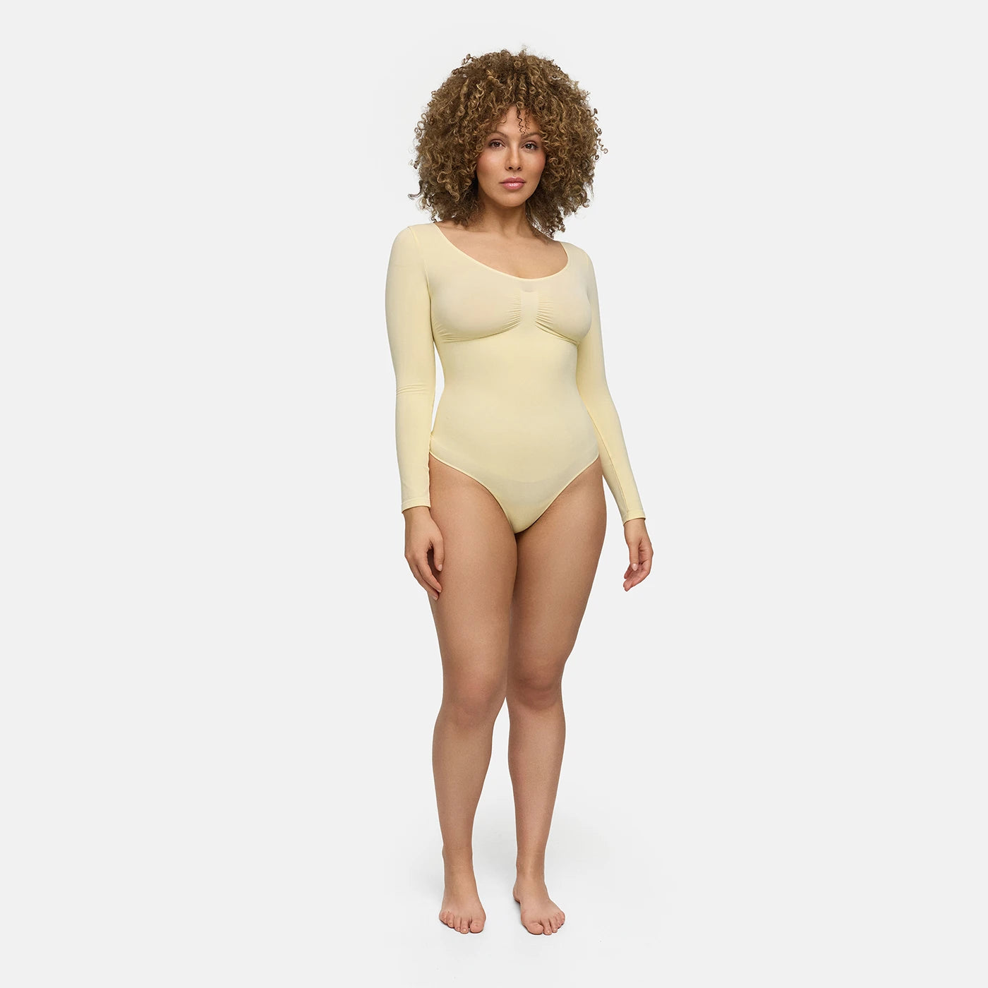 Das Model ist 1,74m groß und trägt Größe L