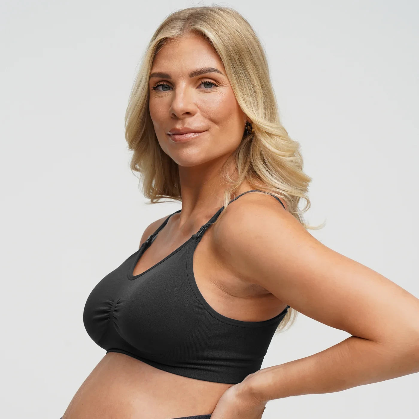 Seamless nursing bra