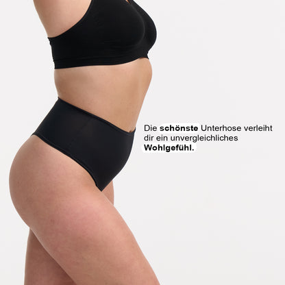 Das Model ist 1,73m groß und trägt Größe L.