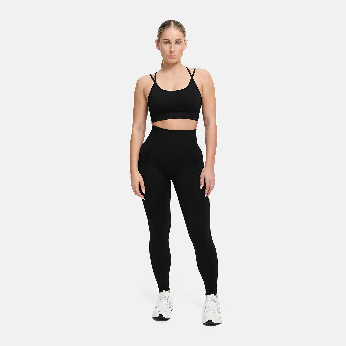 ContourLift Seamless Crossover Sports Bra