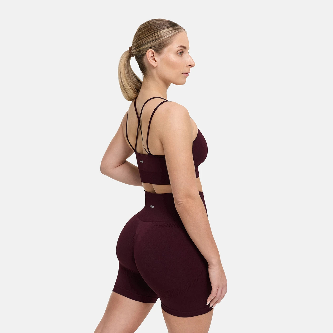 ContourLift Seamless Crossover Sports Bra
