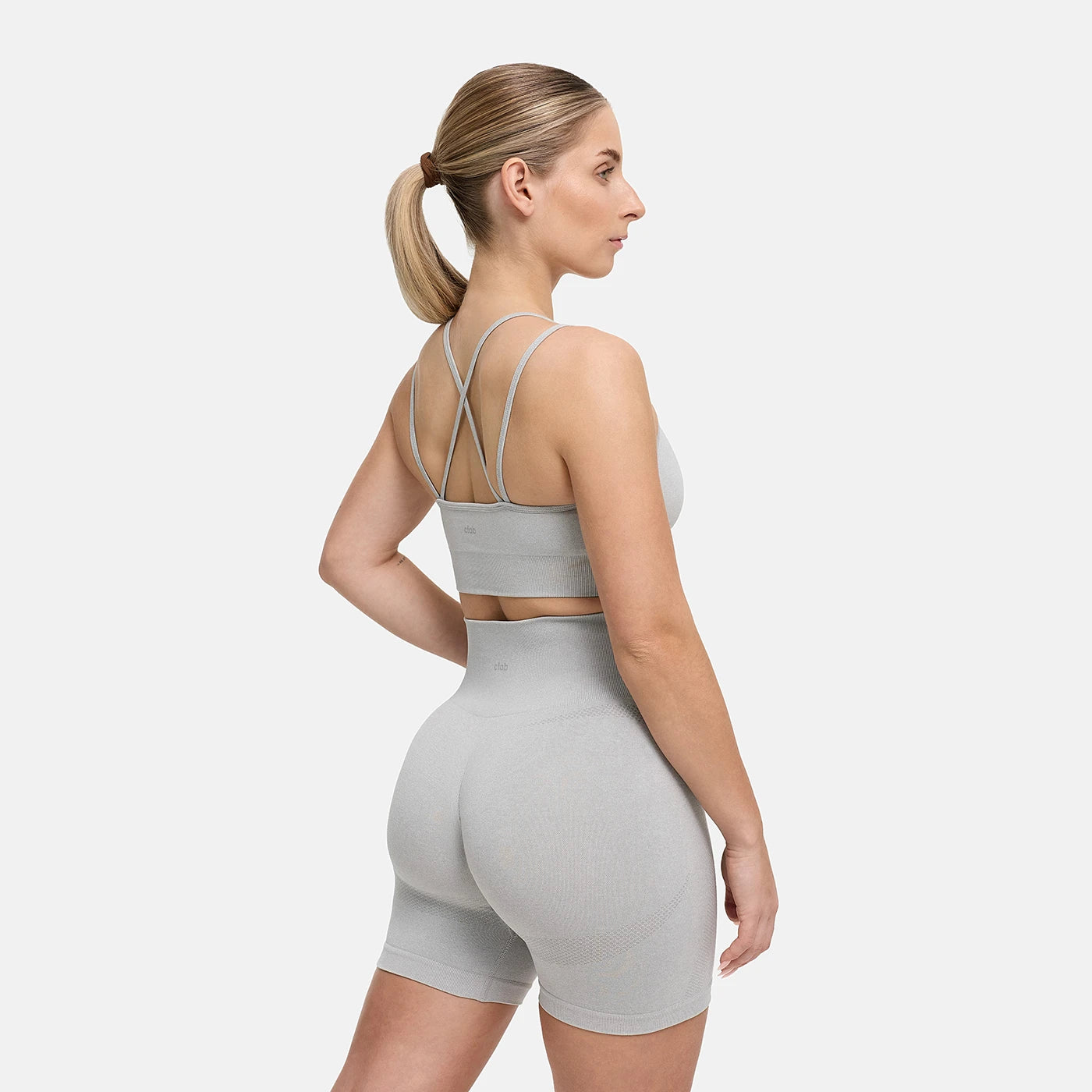 ContourLift Seamless Crossover Sports Bra