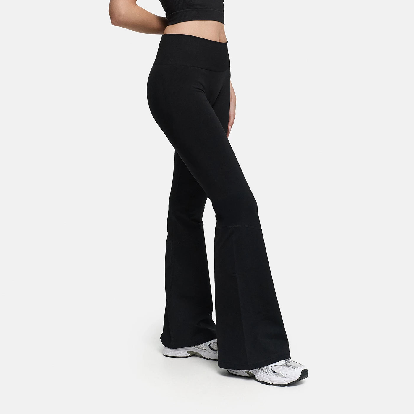 Everyday Flared Leggings