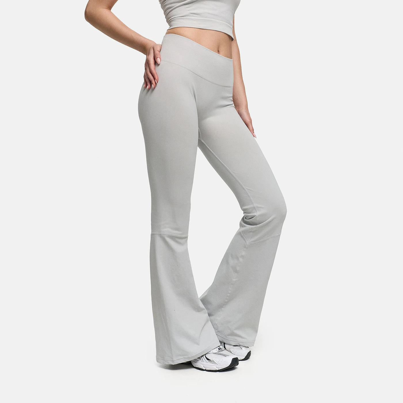 Everyday Flared Leggings