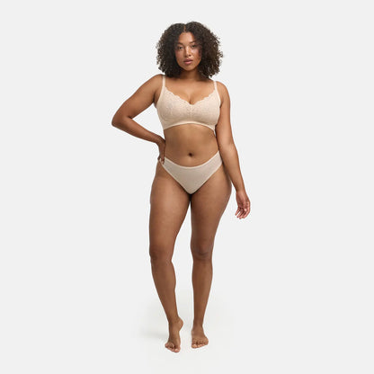 Das Model ist 1,78m groß und trägt Größe XL