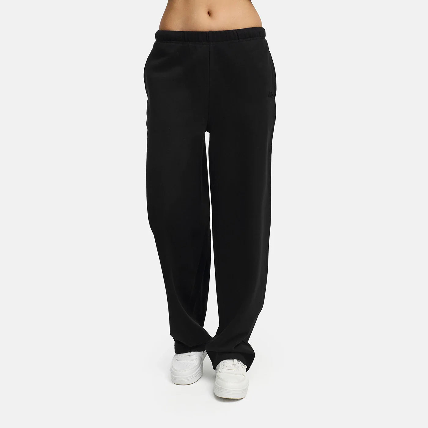 Everyday Relaxed-Fit Straight-Leg Pants