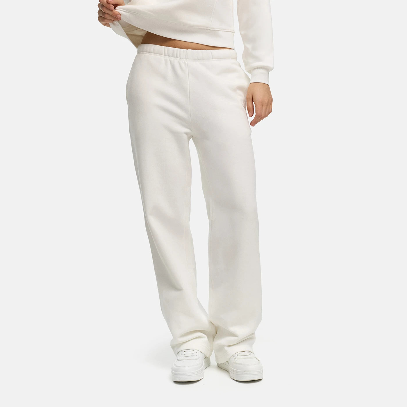 Everyday Relaxed-Fit Straight-Leg Pants