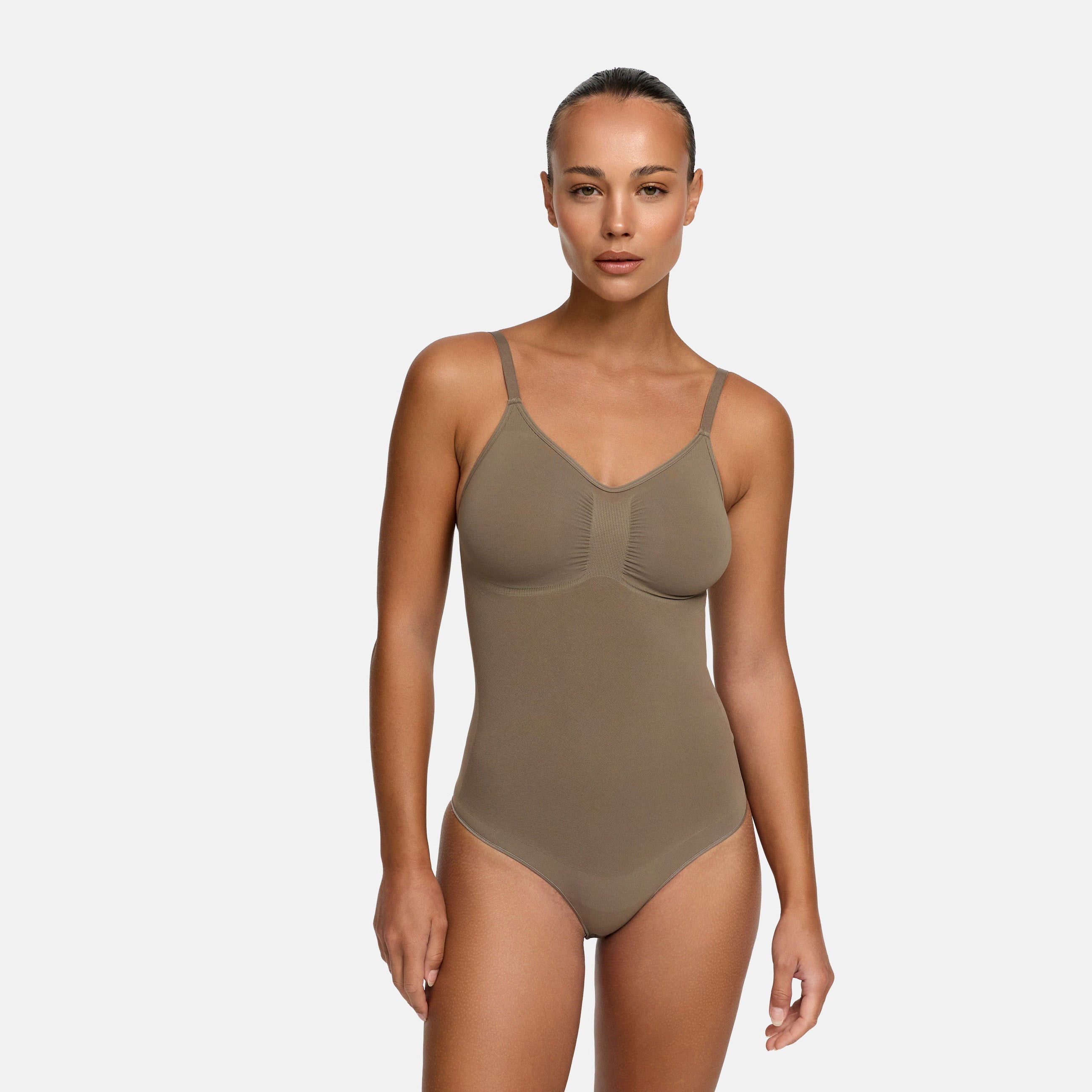 Bodysuit formende shapewear med snøre