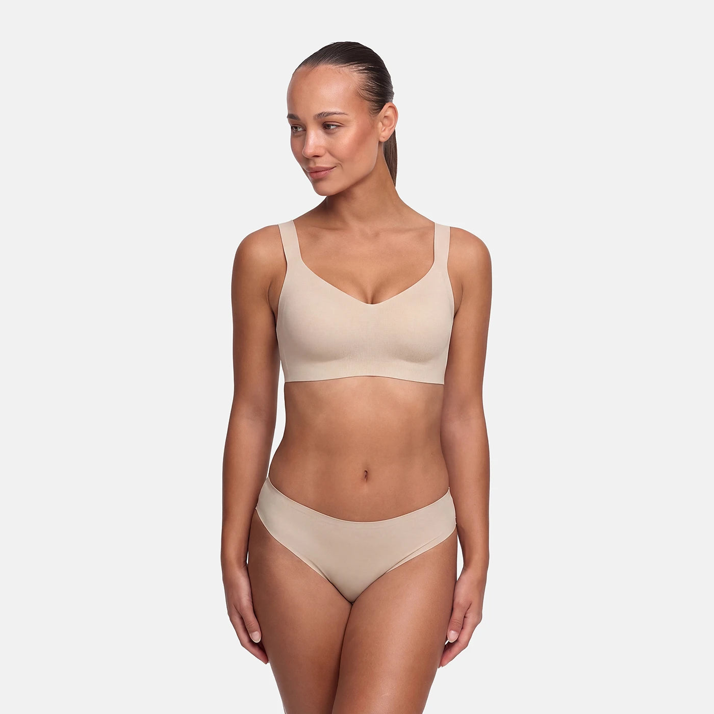 Seamless Compact Push-Up Bra