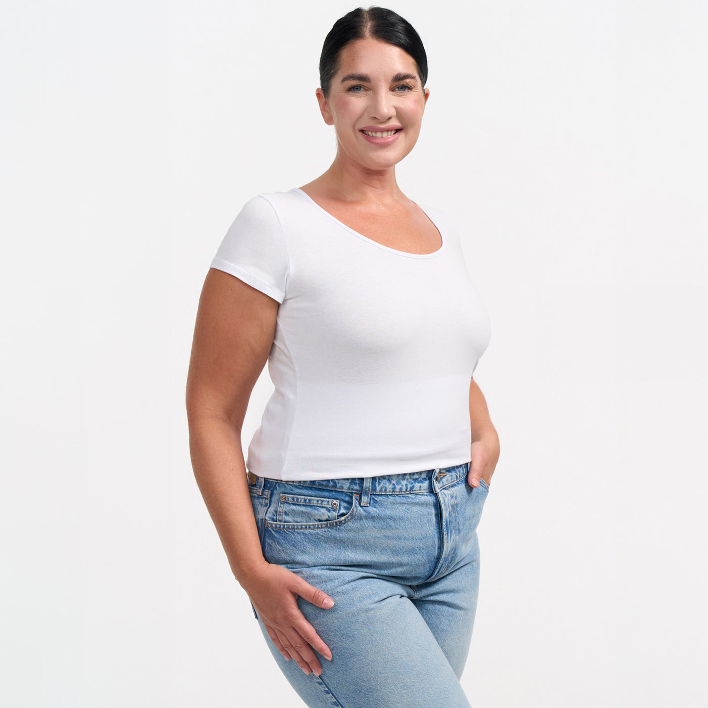 <div>Das Model ist 1,77m groß</div><span></span><div>und trägt Größe XL</div>