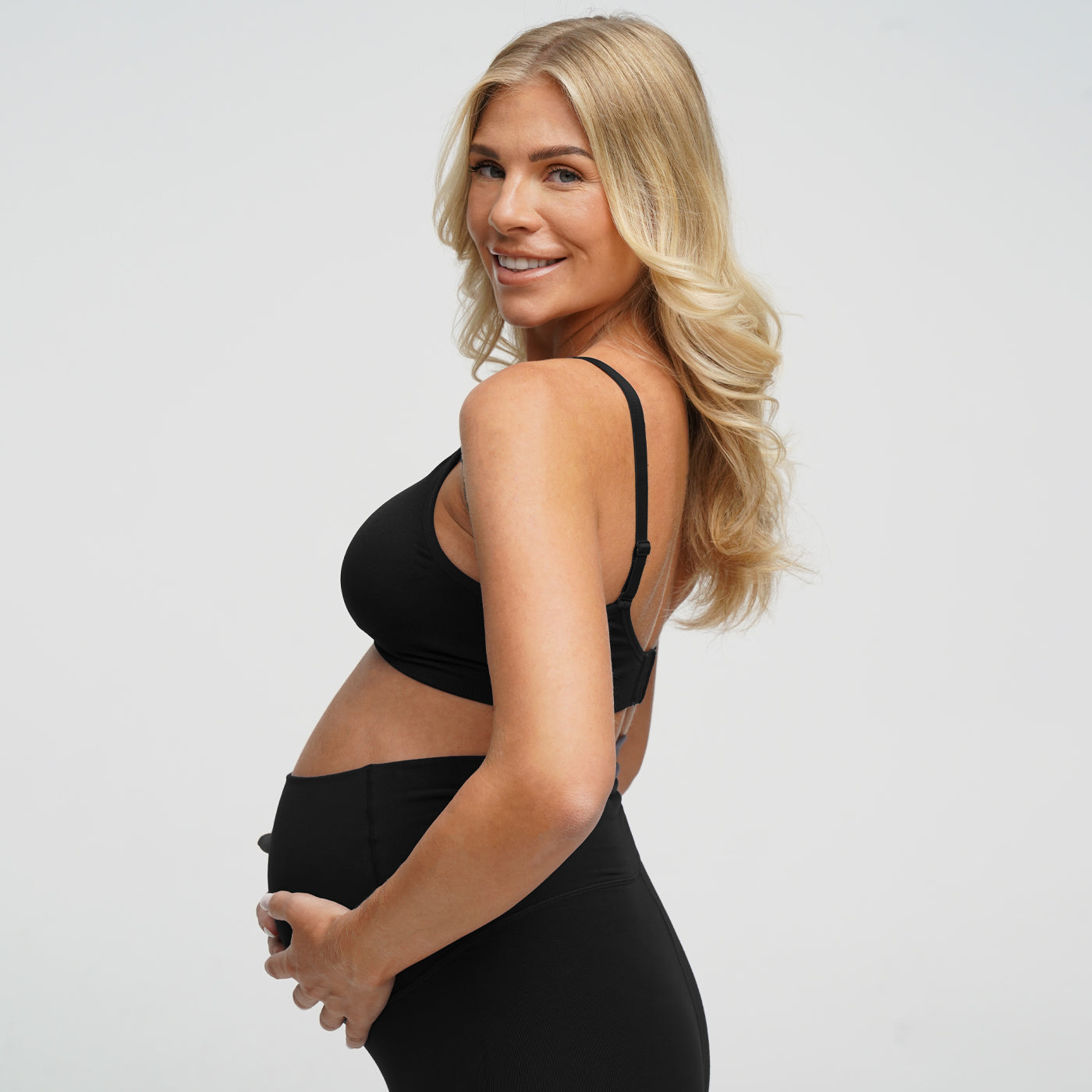 Seamless nursing bra