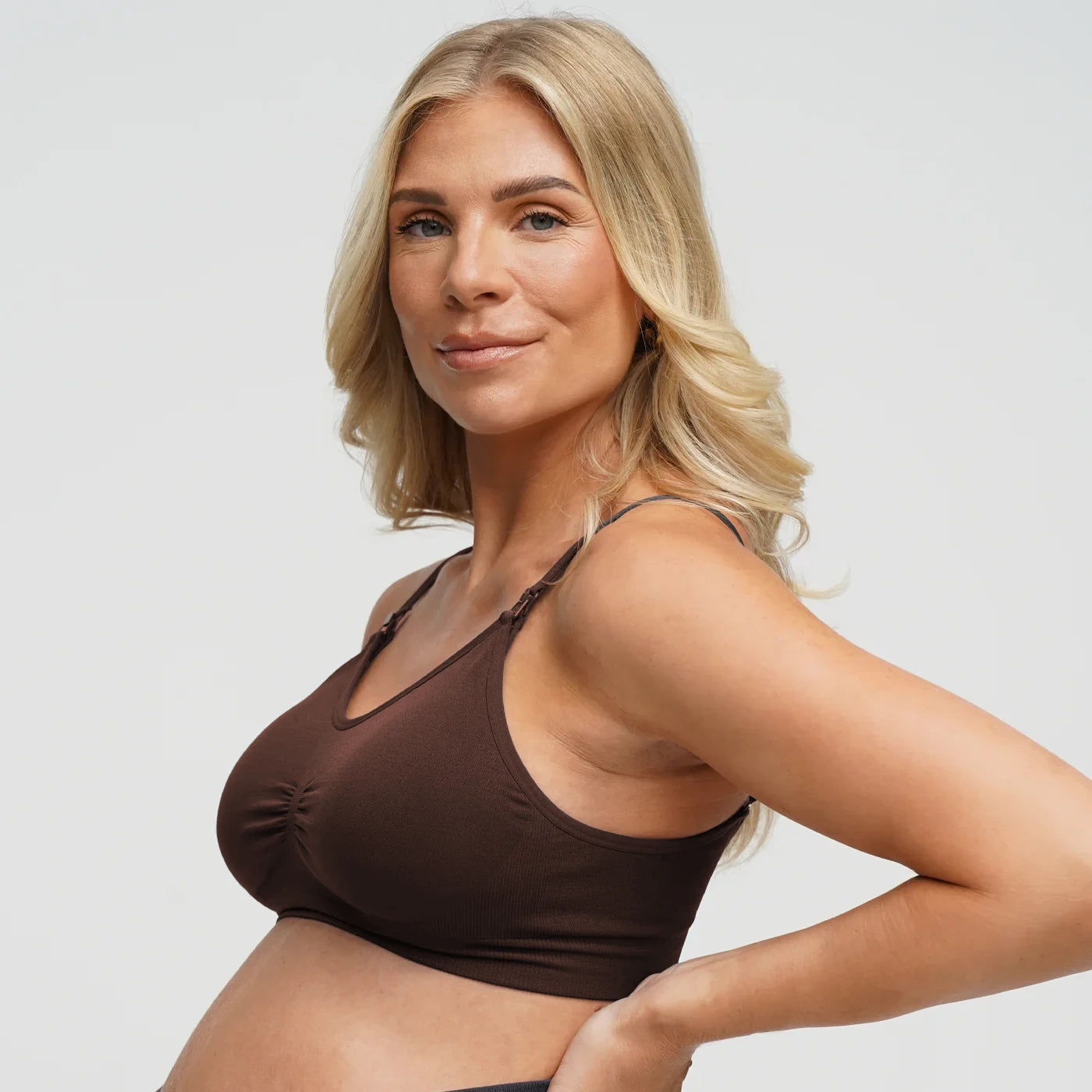 Seamless nursing bra