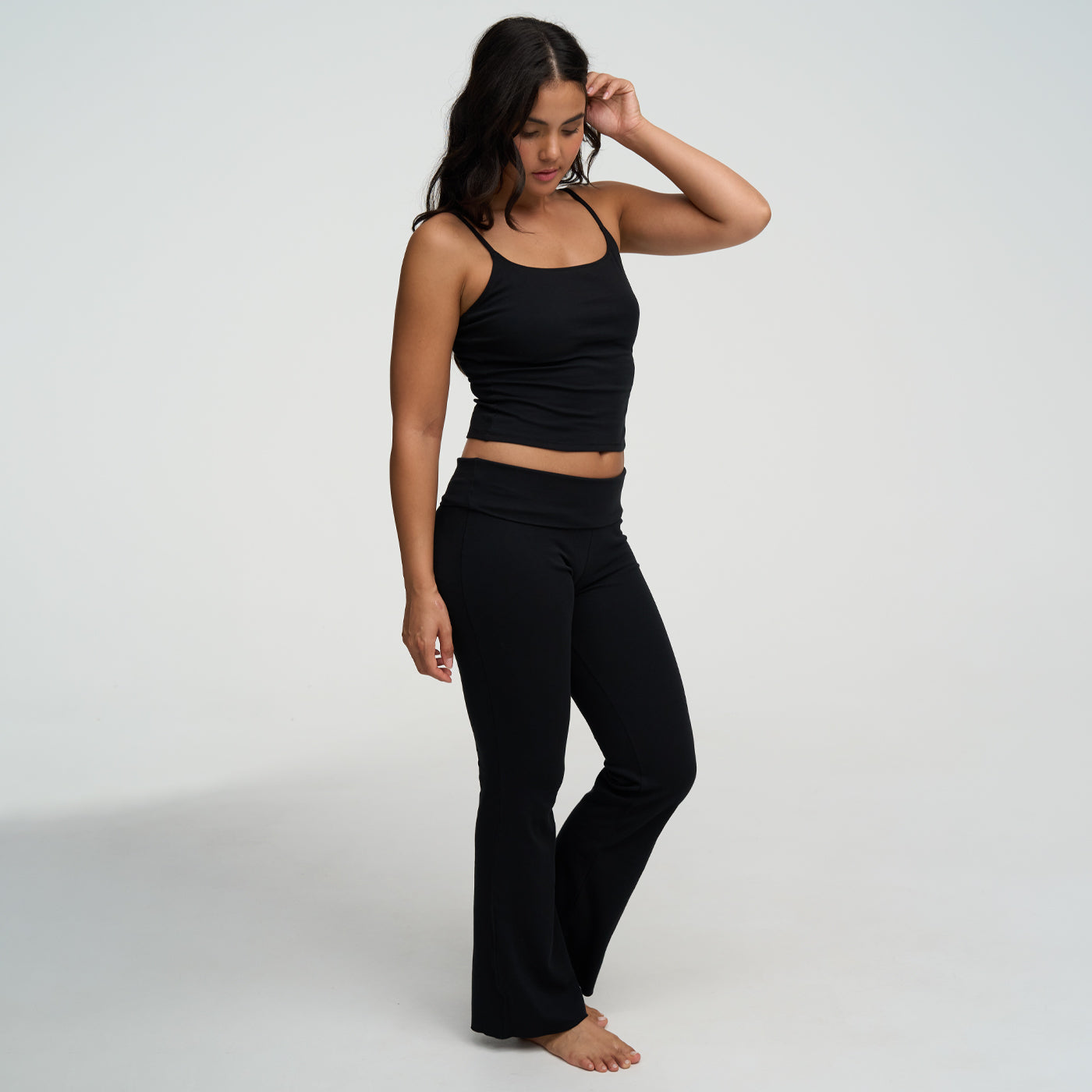 <div>Das Model ist 1,72m groß</div><span></span><div>und trägt Größe S</div>