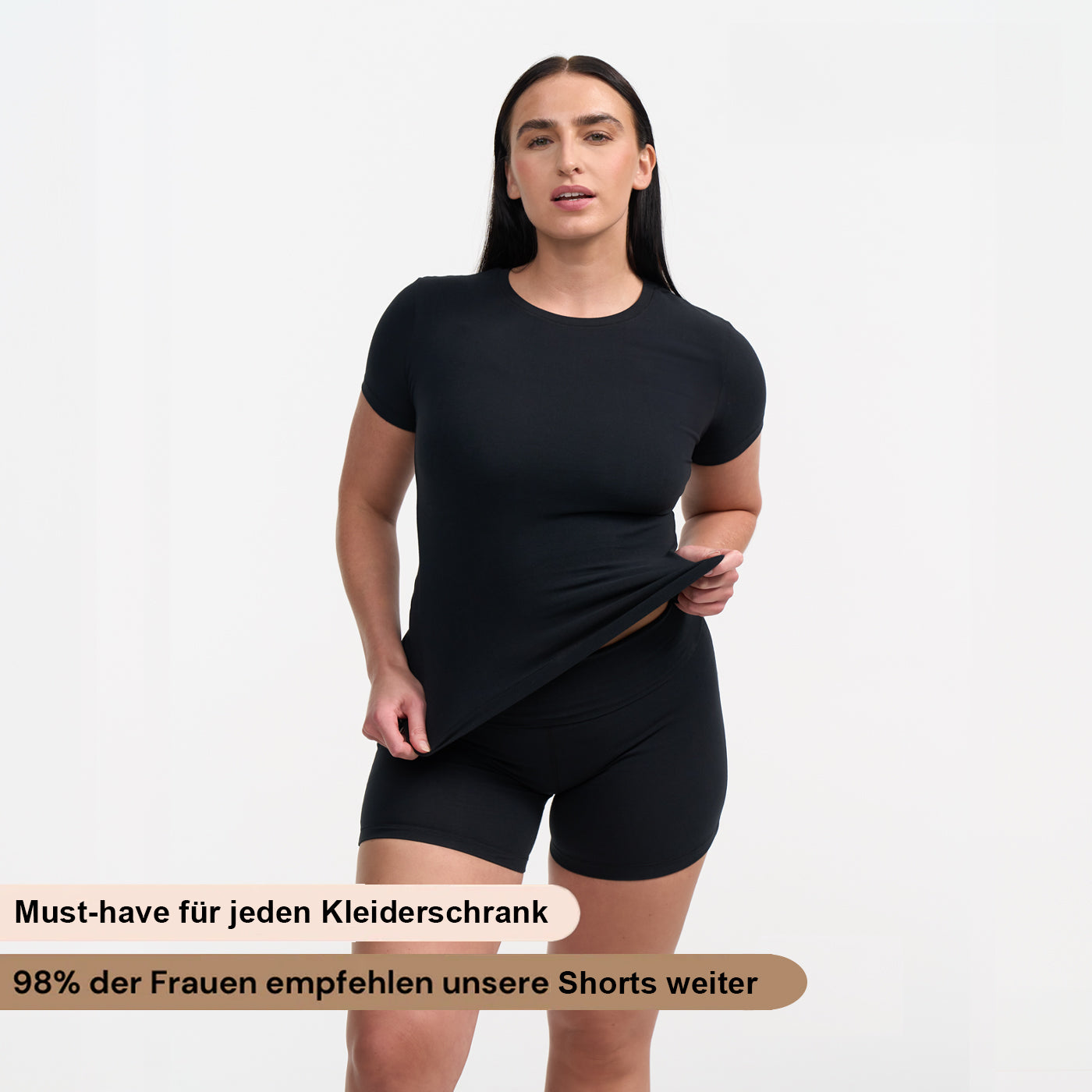 <div>Das Model ist 1,73m groß</div><span></span><div>und trägt Größe L.</div>