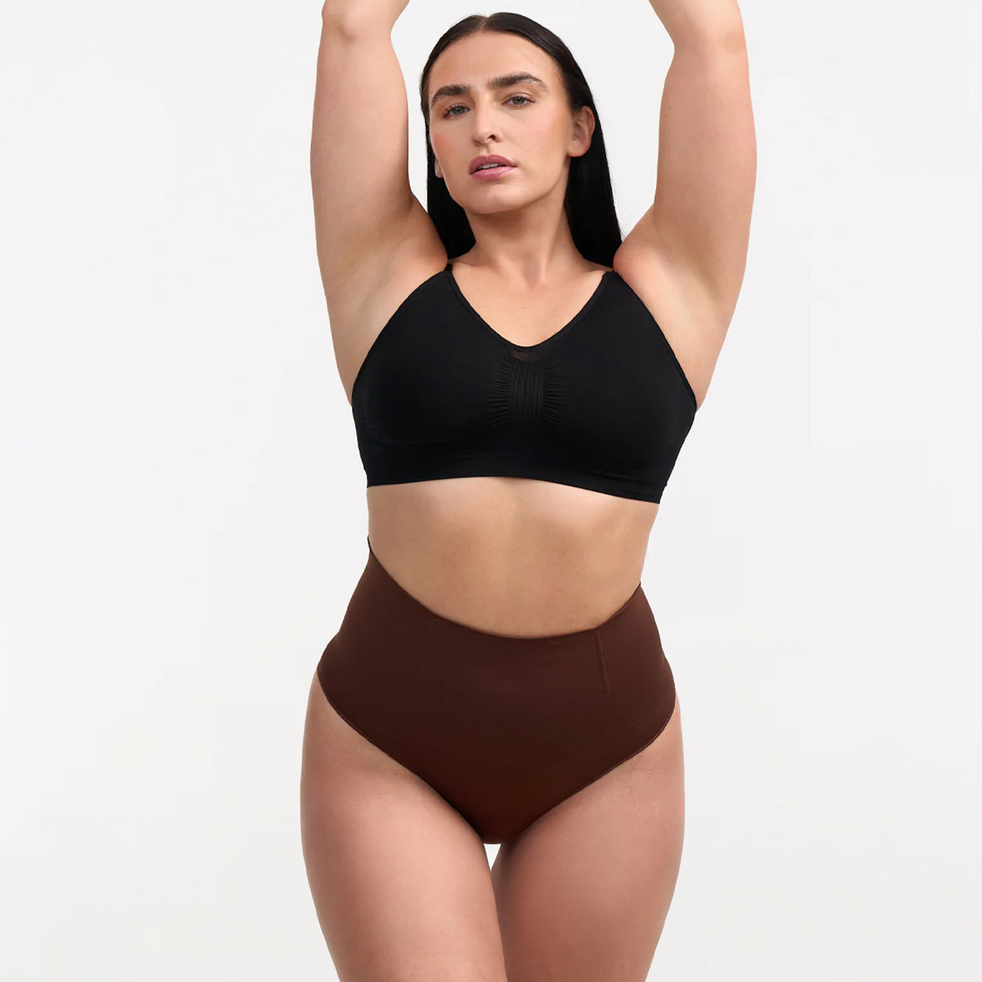 <div>Das Model ist 1,73m groß</div><span></span><div>und trägt Größe L.</div>