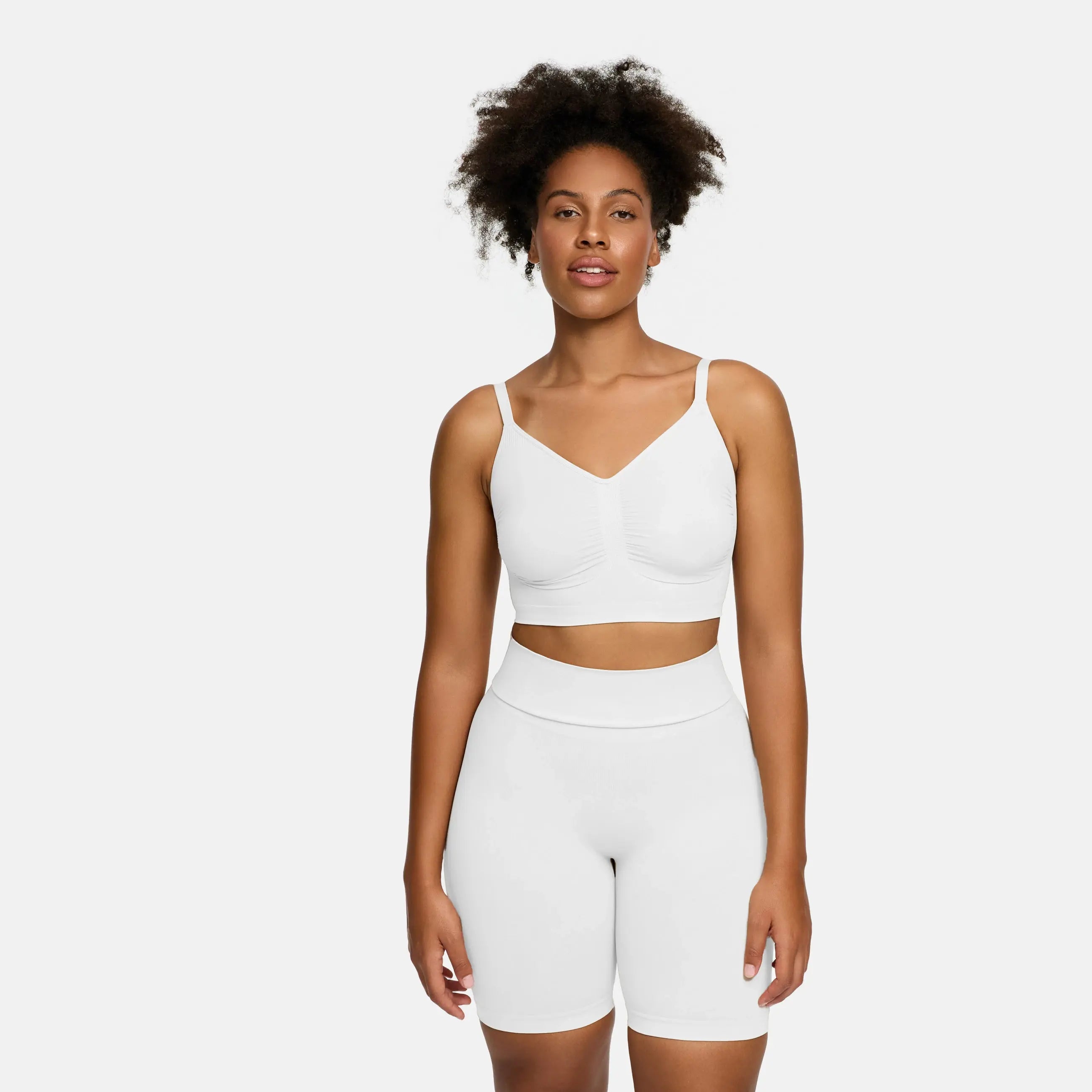 Högmidjade formande shorts